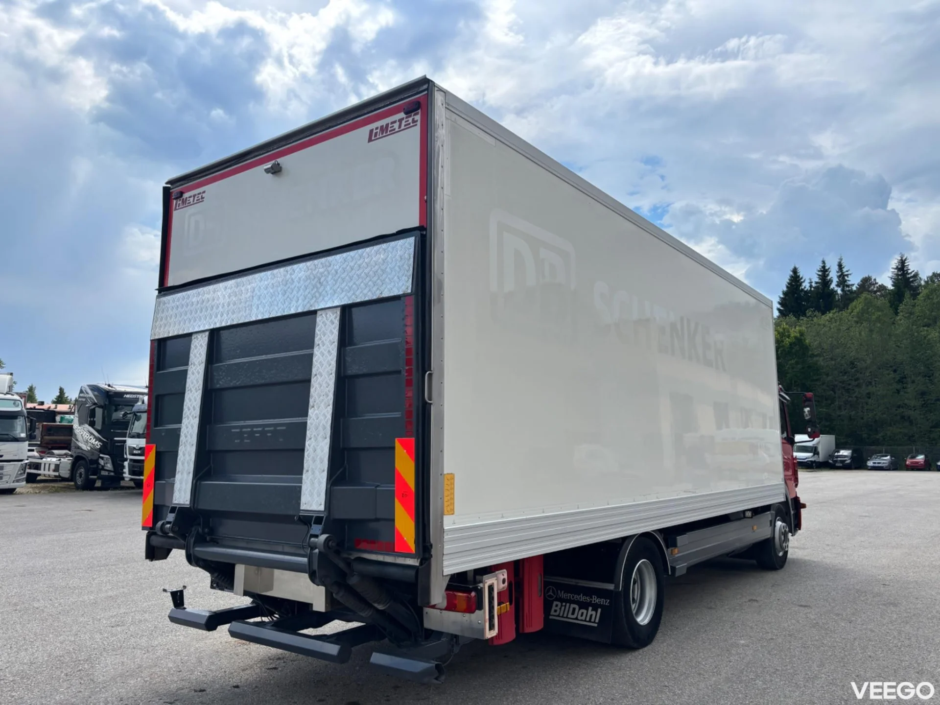 Mercedes-Benz Atego 4X2 EURO6 + SIDE OPENING 174kW