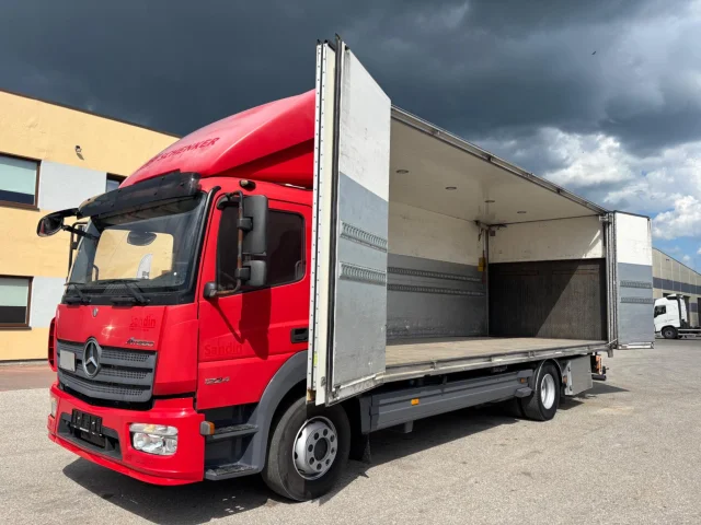 Image of Mercedes-Benz Atego 4X2 EURO6 + SIDE OPENING 174kW