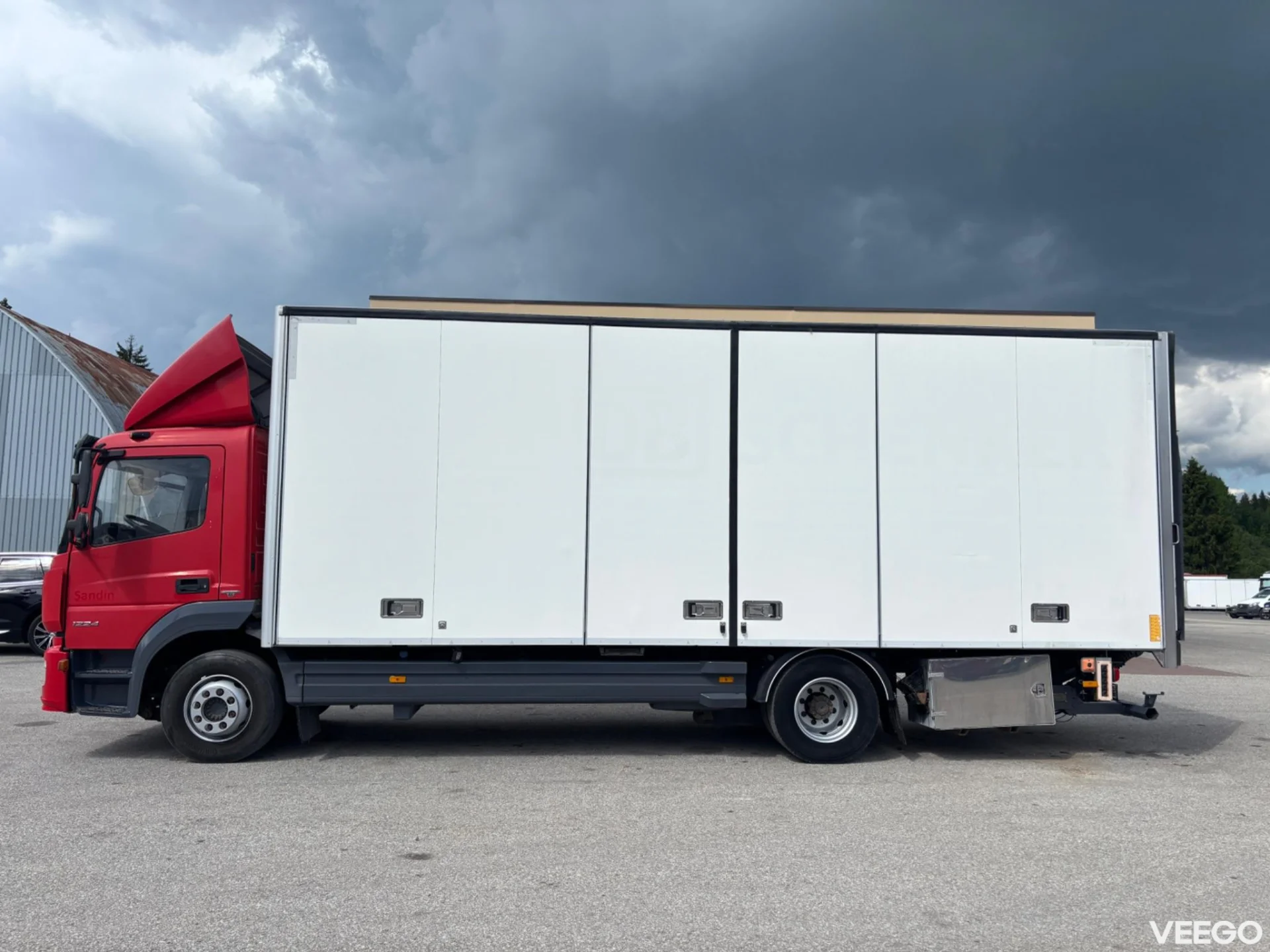 Mercedes-Benz Atego 4X2 EURO6 + SIDE OPENING 174kW