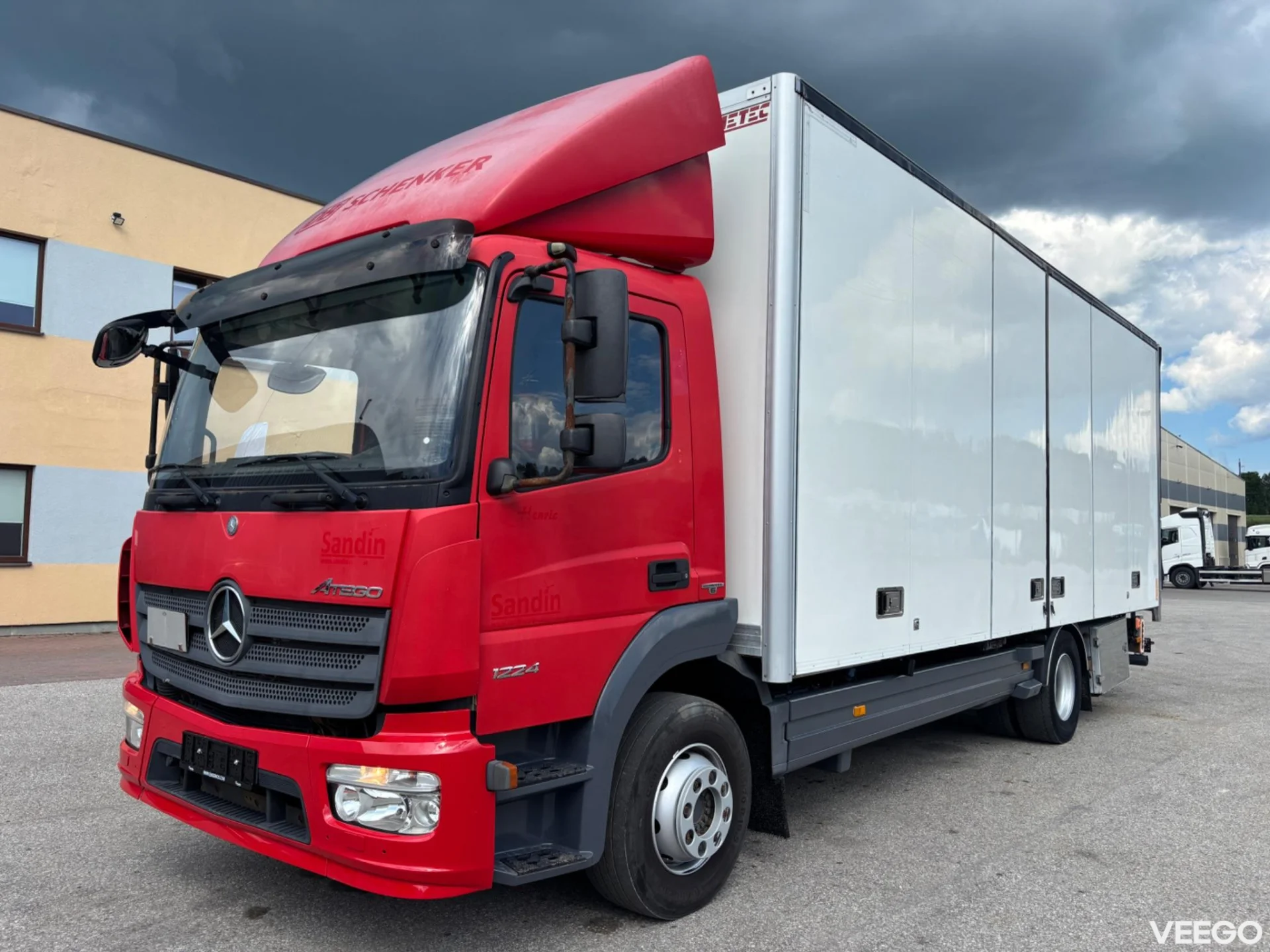 Mercedes-Benz Atego 4X2 EURO6 + SIDE OPENING 174kW
