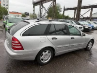 Mercedes-Benz C180 1.8 105kW thumbnail