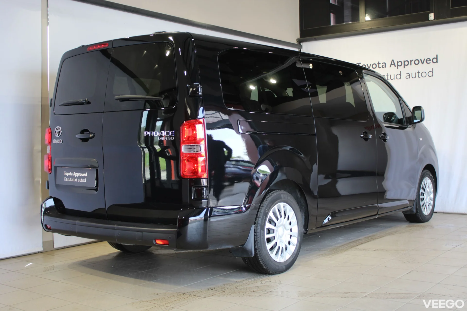 Toyota Proace Verso Long Shuttle 2 130kW