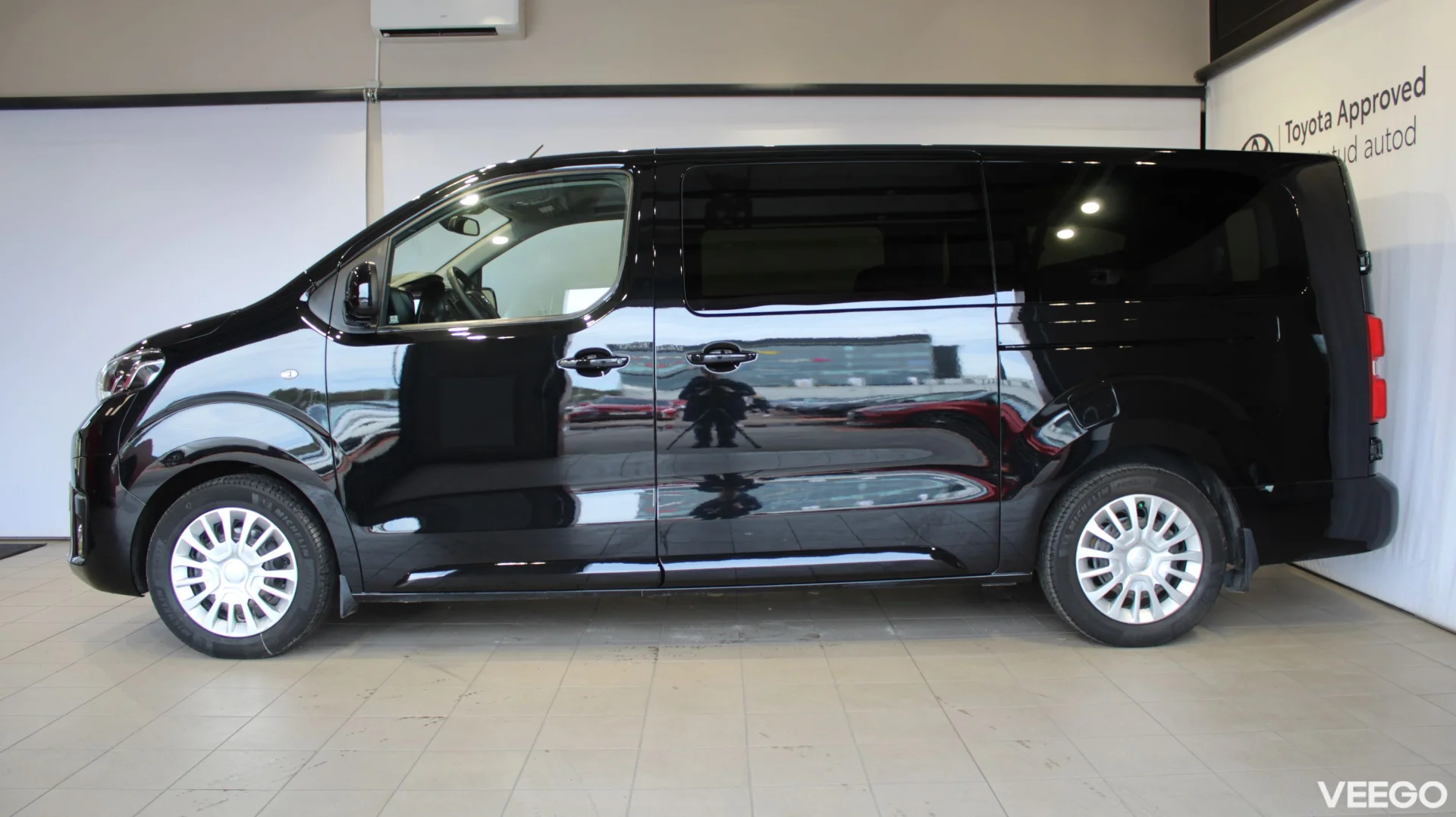 Toyota Proace Verso Long Shuttle 2 130kW