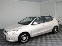 Hyundai i30 1.6 90kW thumbnail