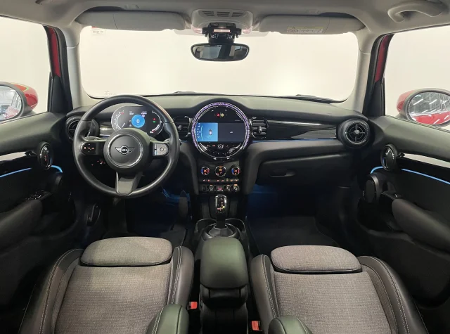 Image of Mini Cooper 5D 1.5 100kW