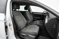 Volkswagen Passat 110kW thumbnail