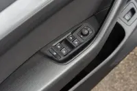 Volkswagen Passat 110kW thumbnail
