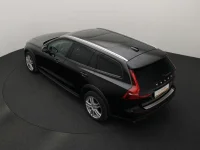 Volvo V60 Cross Country 2 184kW thumbnail
