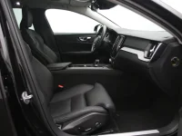 Volvo V60 Cross Country 2 184kW thumbnail