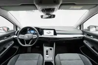 Volkswagen Golf 96kW thumbnail