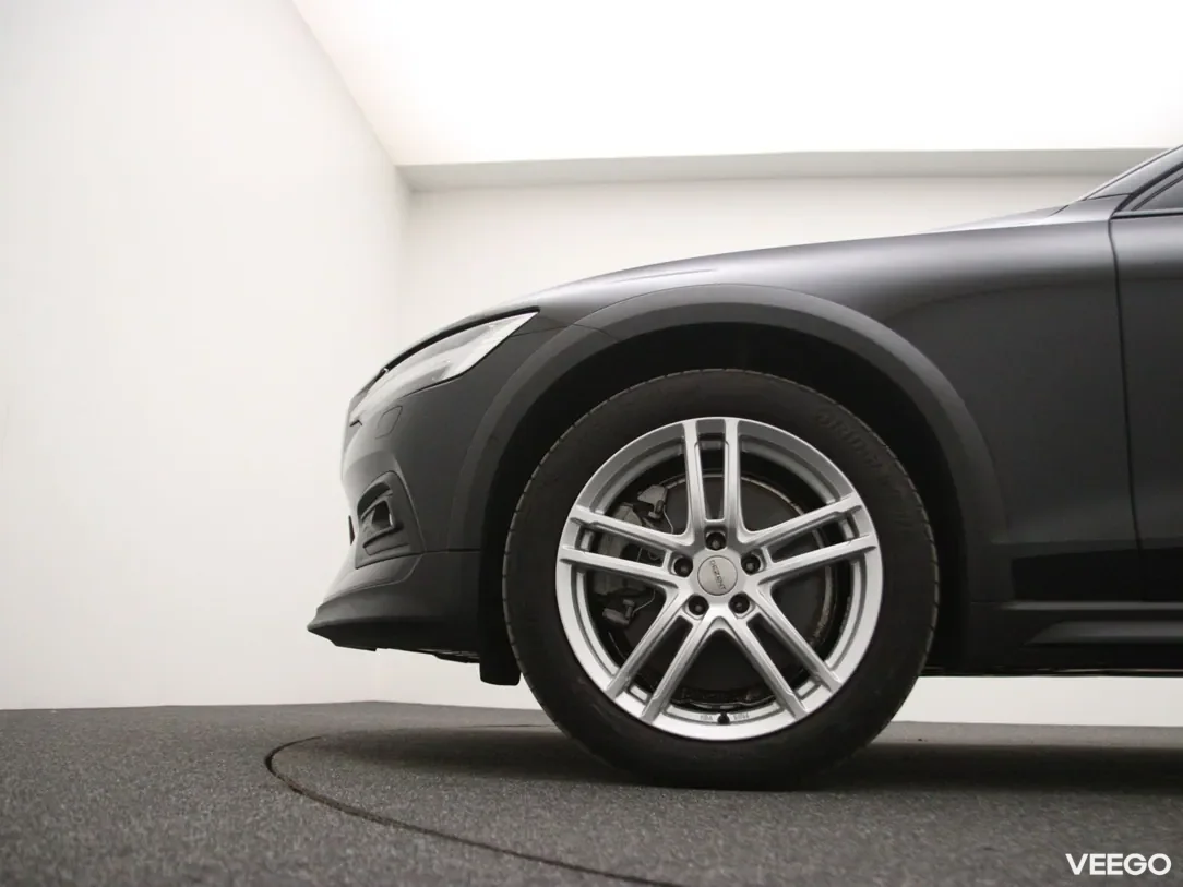 Volvo V60 Cross Country 2 184kW