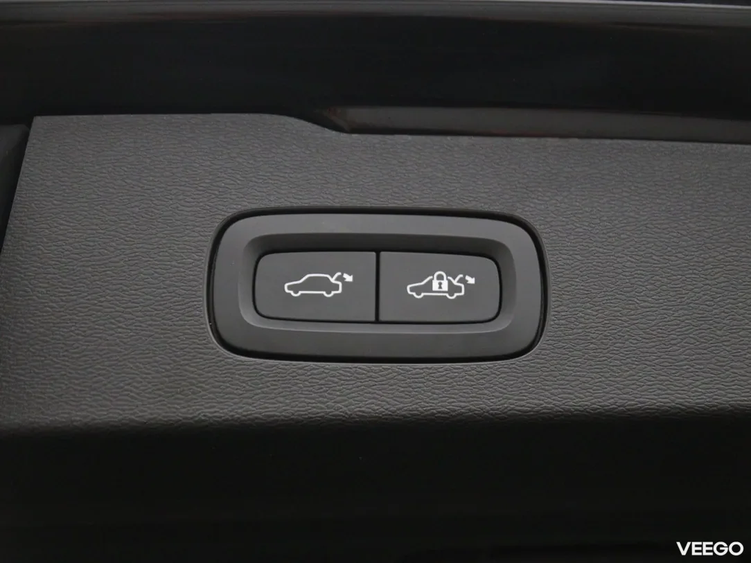 Volvo V60 Cross Country 2 184kW