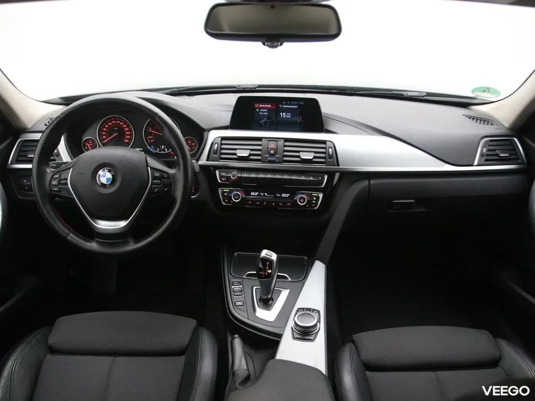 BMW 320 2 140kW