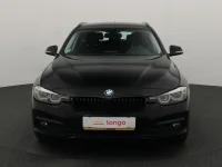 BMW 320 2 140kW thumbnail