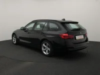 BMW 320 2 140kW thumbnail