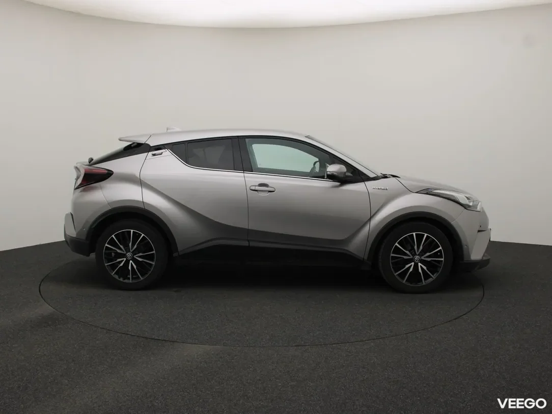 Toyota C-HR 1.8 90kW