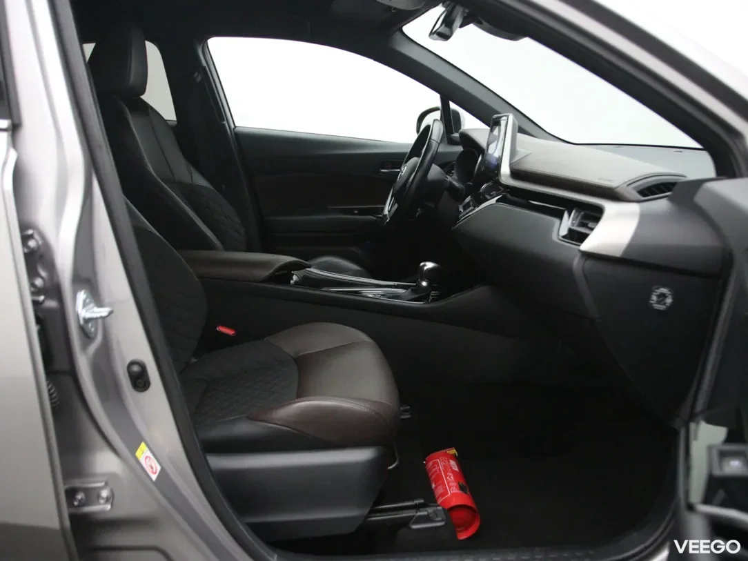 Toyota C-HR 1.8 90kW