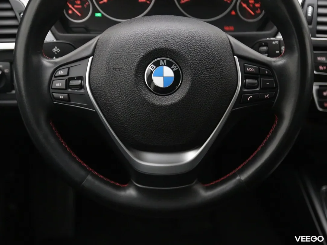 BMW 320 2 140kW