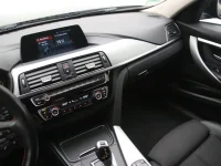 BMW 320 2 140kW thumbnail