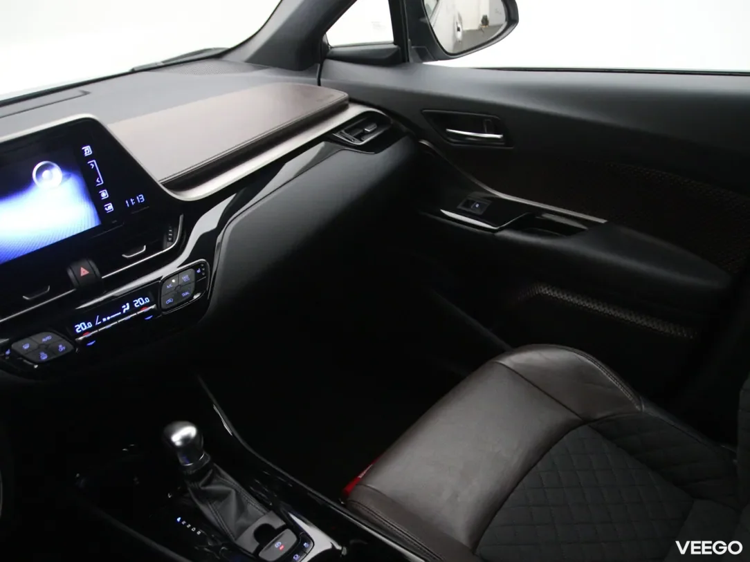 Toyota C-HR 1.8 90kW