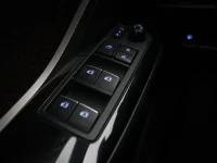 Toyota C-HR 1.8 90kW thumbnail