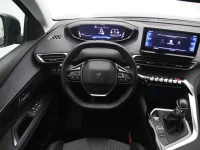 Peugeot 3008 1.2 96kW thumbnail
