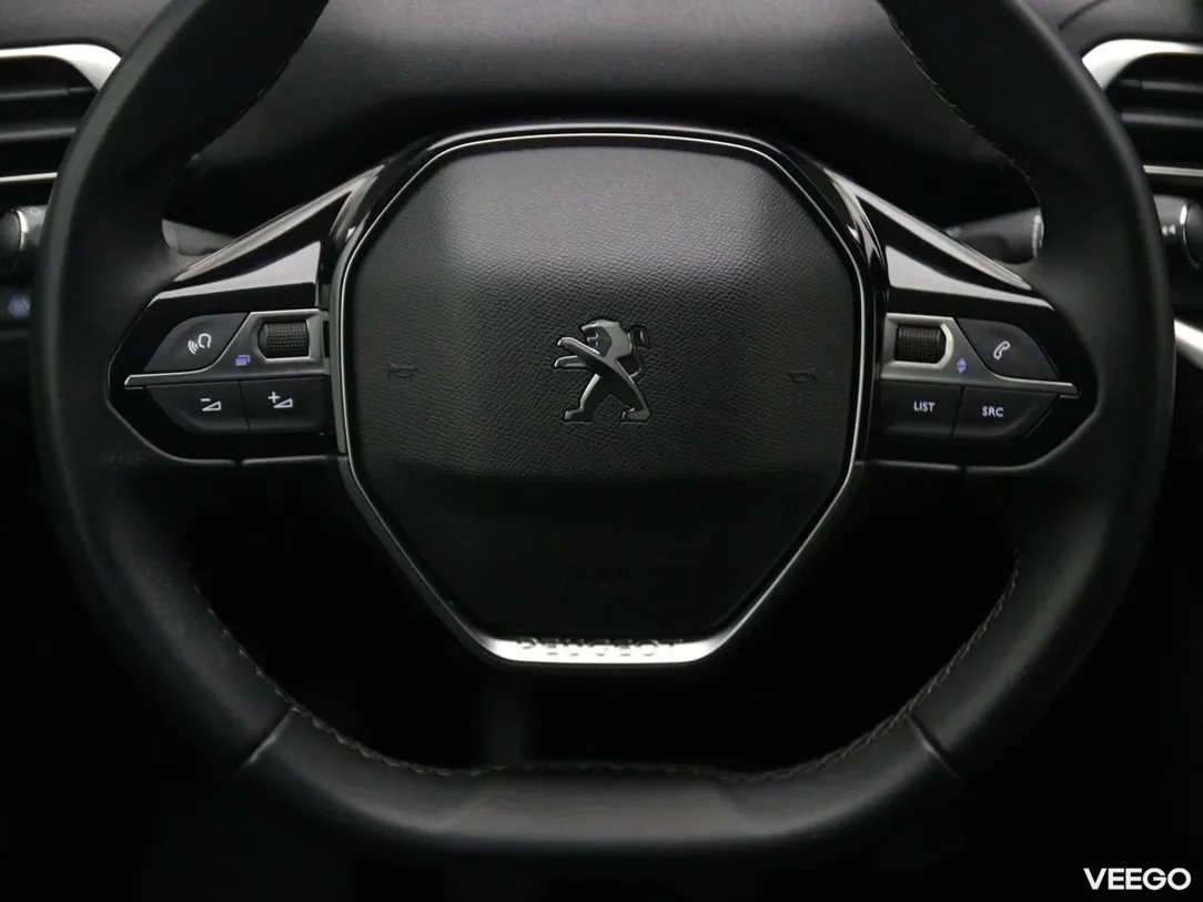 Peugeot 3008 1.2 96kW
