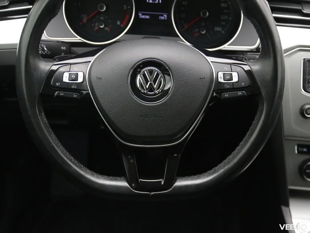 Volkswagen Passat 2 110kW