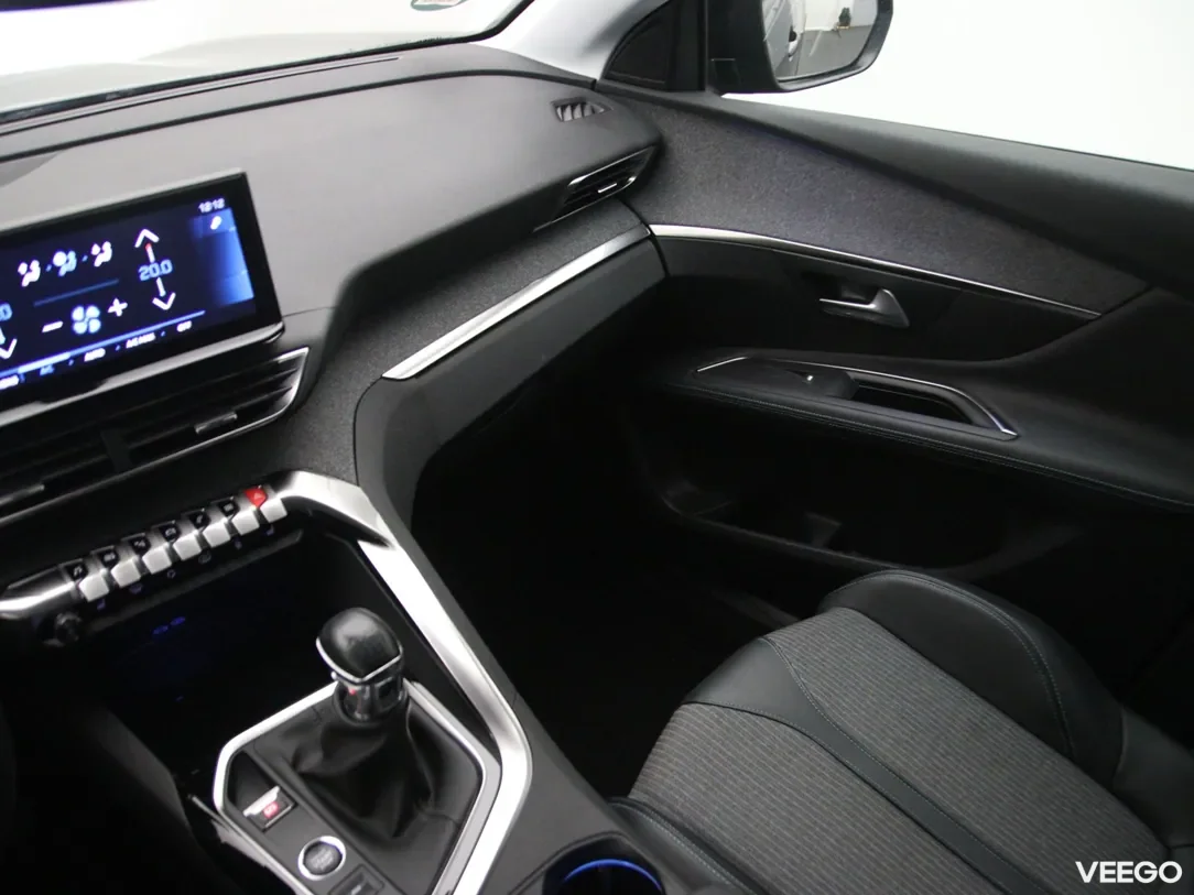 Peugeot 3008 1.2 96kW
