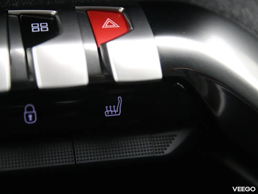Peugeot 3008 1.2 96kW
