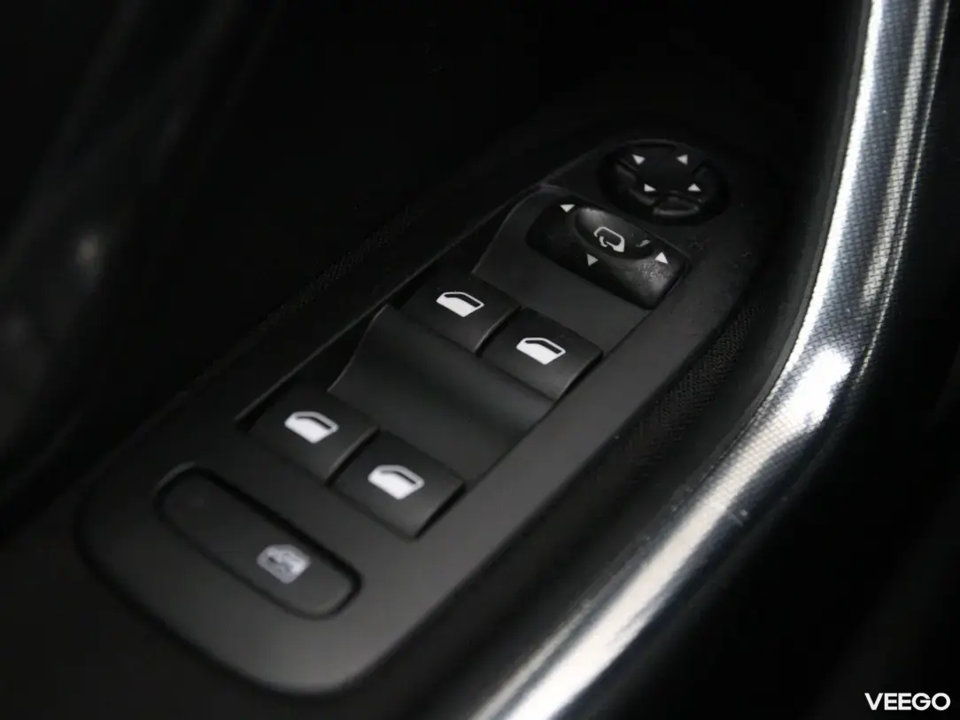Peugeot 2008 1.6 84kW