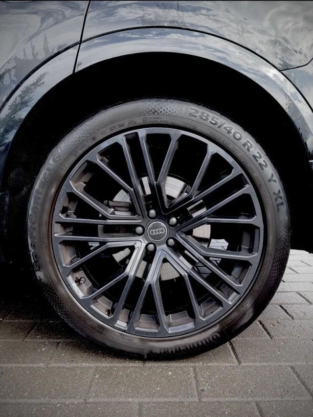 Image of Audi Q8 Black Plus Facelift 3.0 210kW