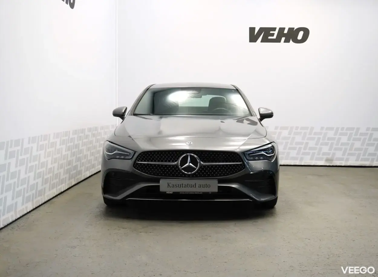 Mercedes-Benz CLA180 Coupe AMG Line 1.3 100kW