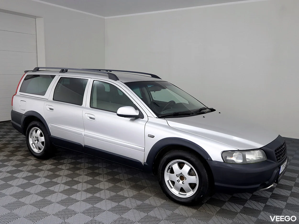 Volvo XC70 2.4 121kW
