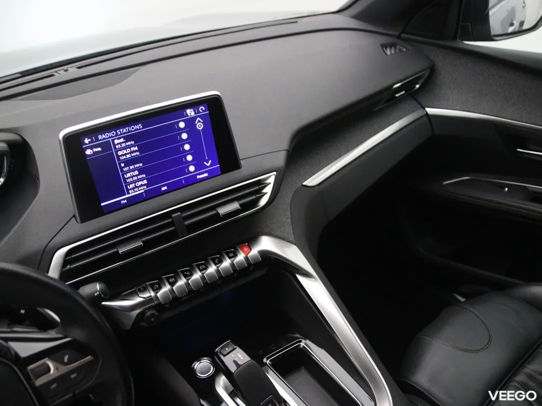 Peugeot 5008 1.6 85kW