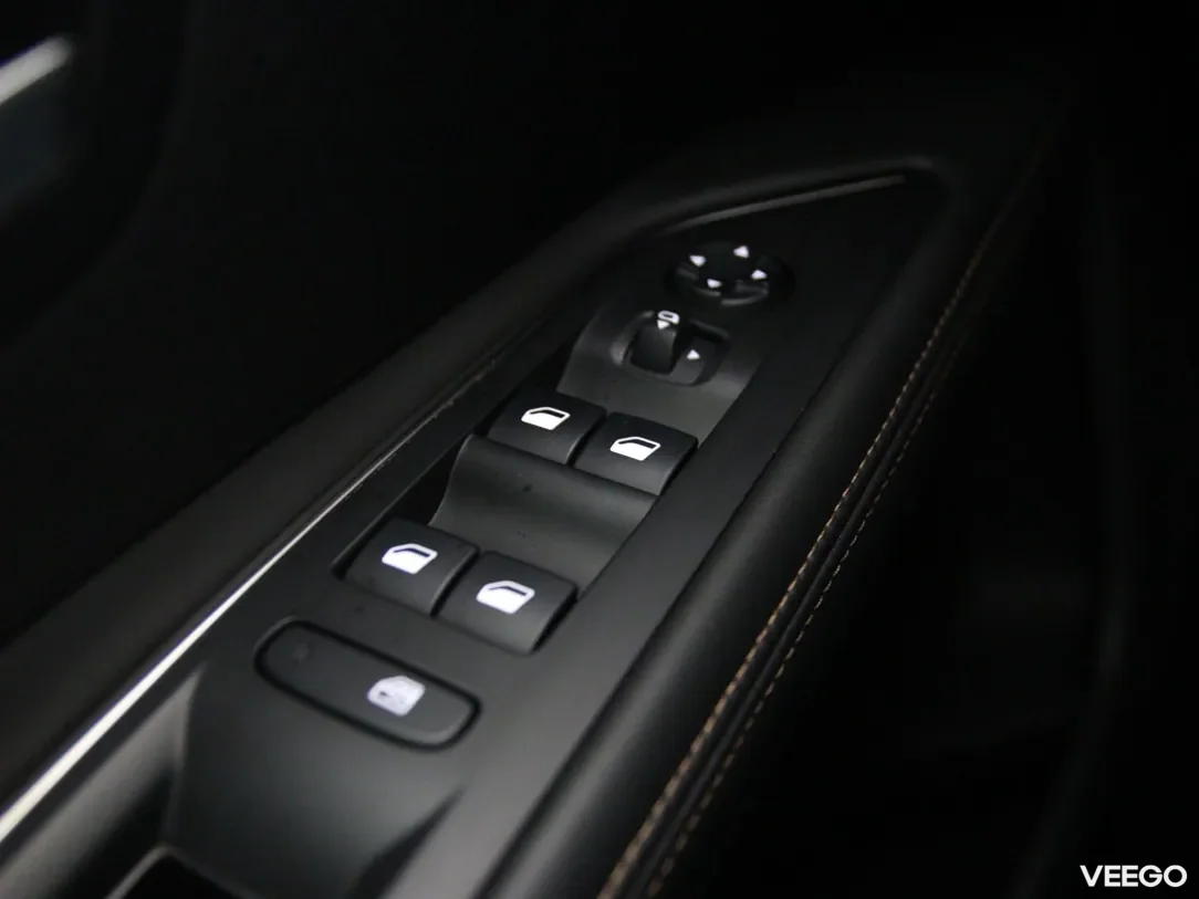 Peugeot 5008 1.6 85kW