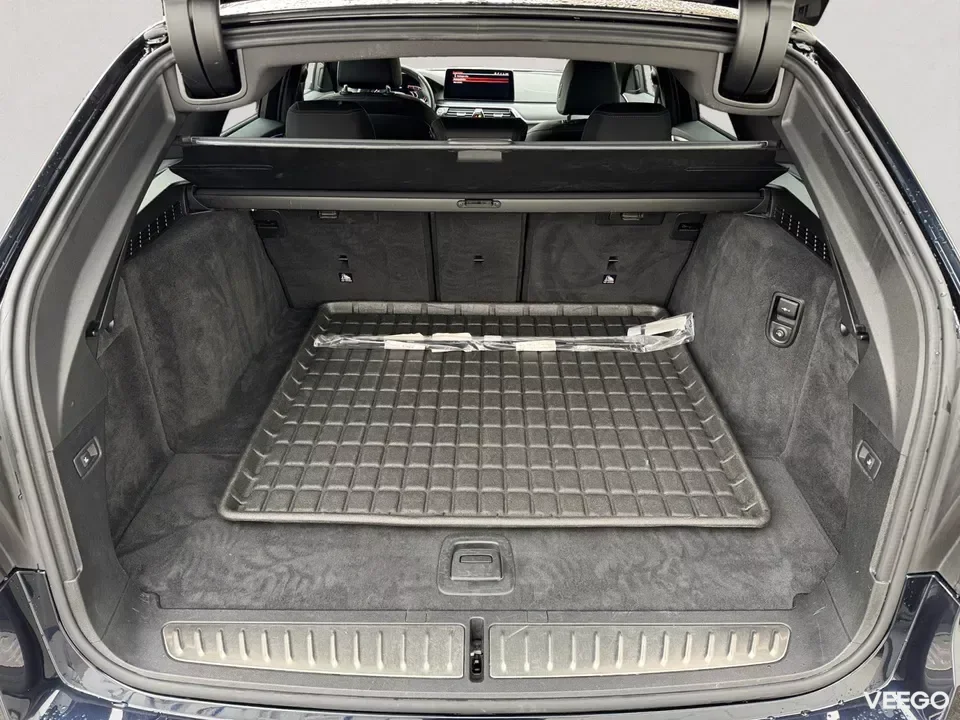 BMW 530 - 3 210kW