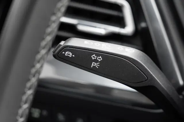 Image of Audi Q4 e-tron 220kW