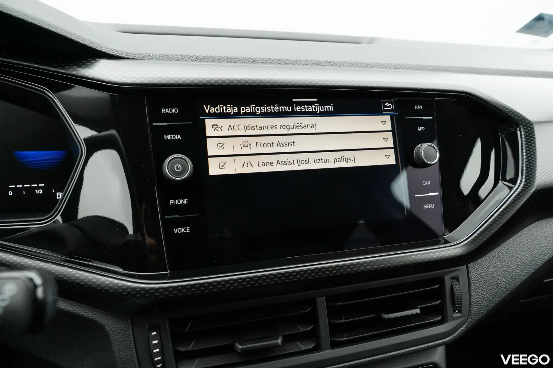 Volkswagen T-Cross 110kW