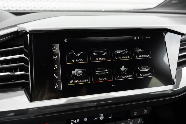 Image of Audi Q4 e-tron 220kW