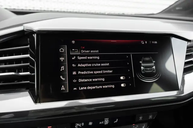 Image of Audi Q4 e-tron 220kW