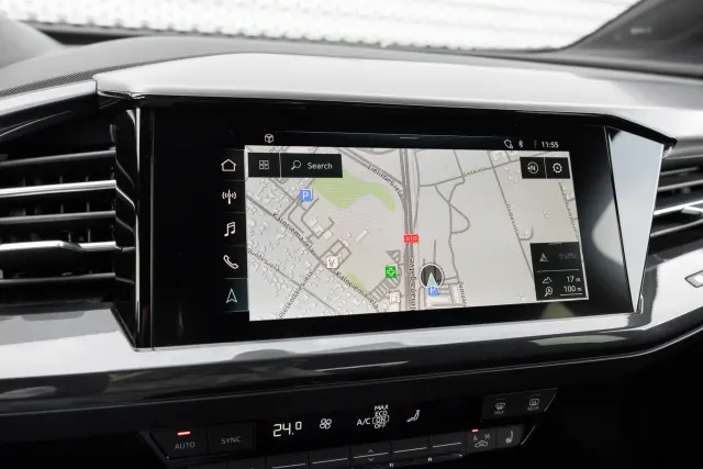 Image of Audi Q4 e-tron 220kW