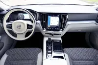 Volvo V60 Plug In Hybrid R-DESIGN RECHARGE EXPRESSION INTELLI SAFE MY21 2 251kW thumbnail