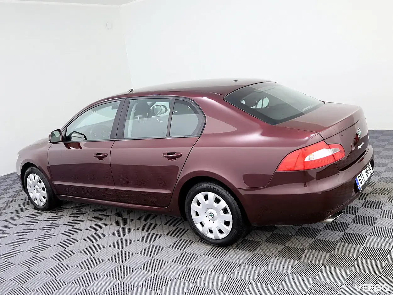 Skoda Superb 1.8 118kW