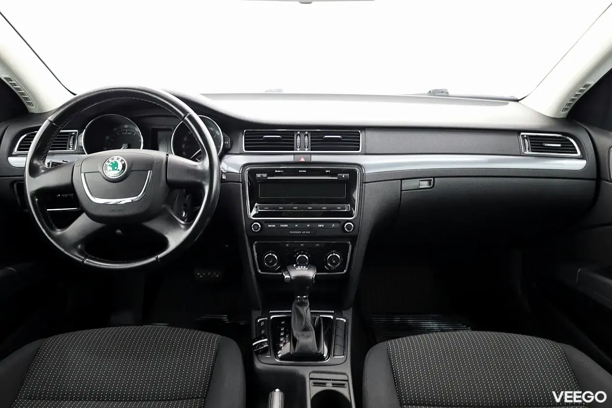 Skoda Superb 1.8 118kW