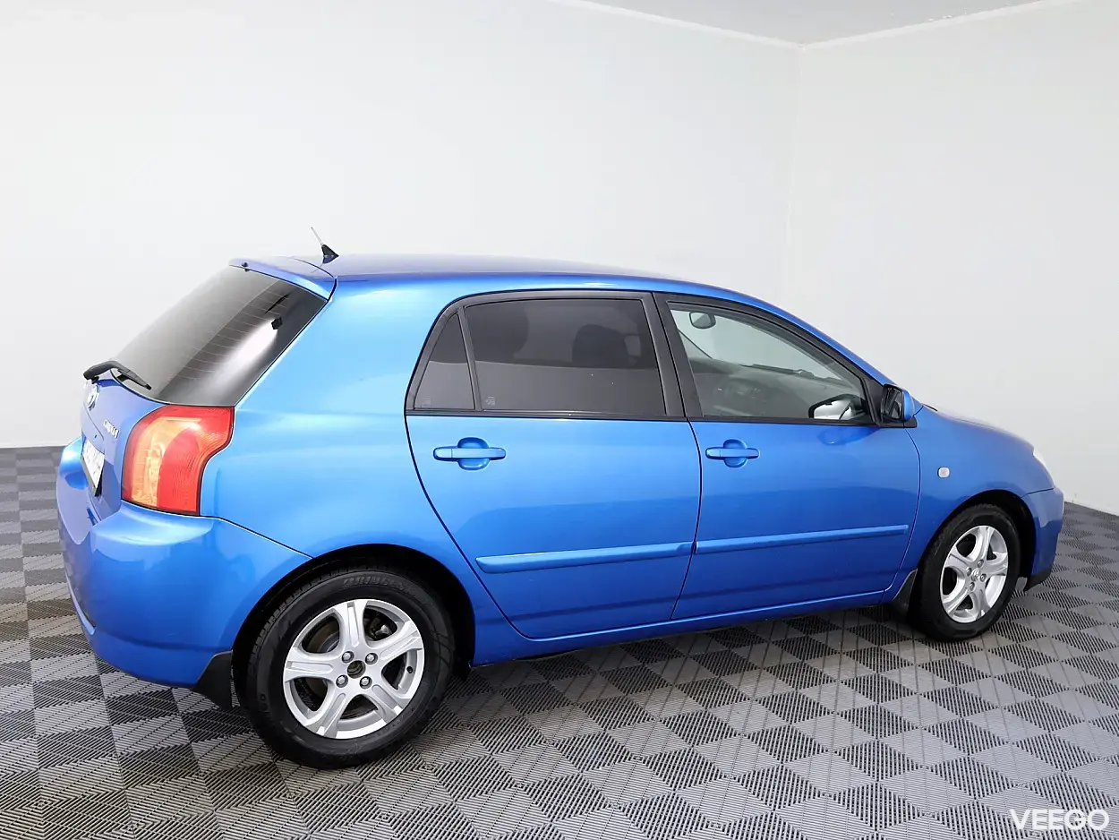 Toyota Corolla 1.6 81kW