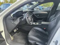Peugeot 408 96kW thumbnail