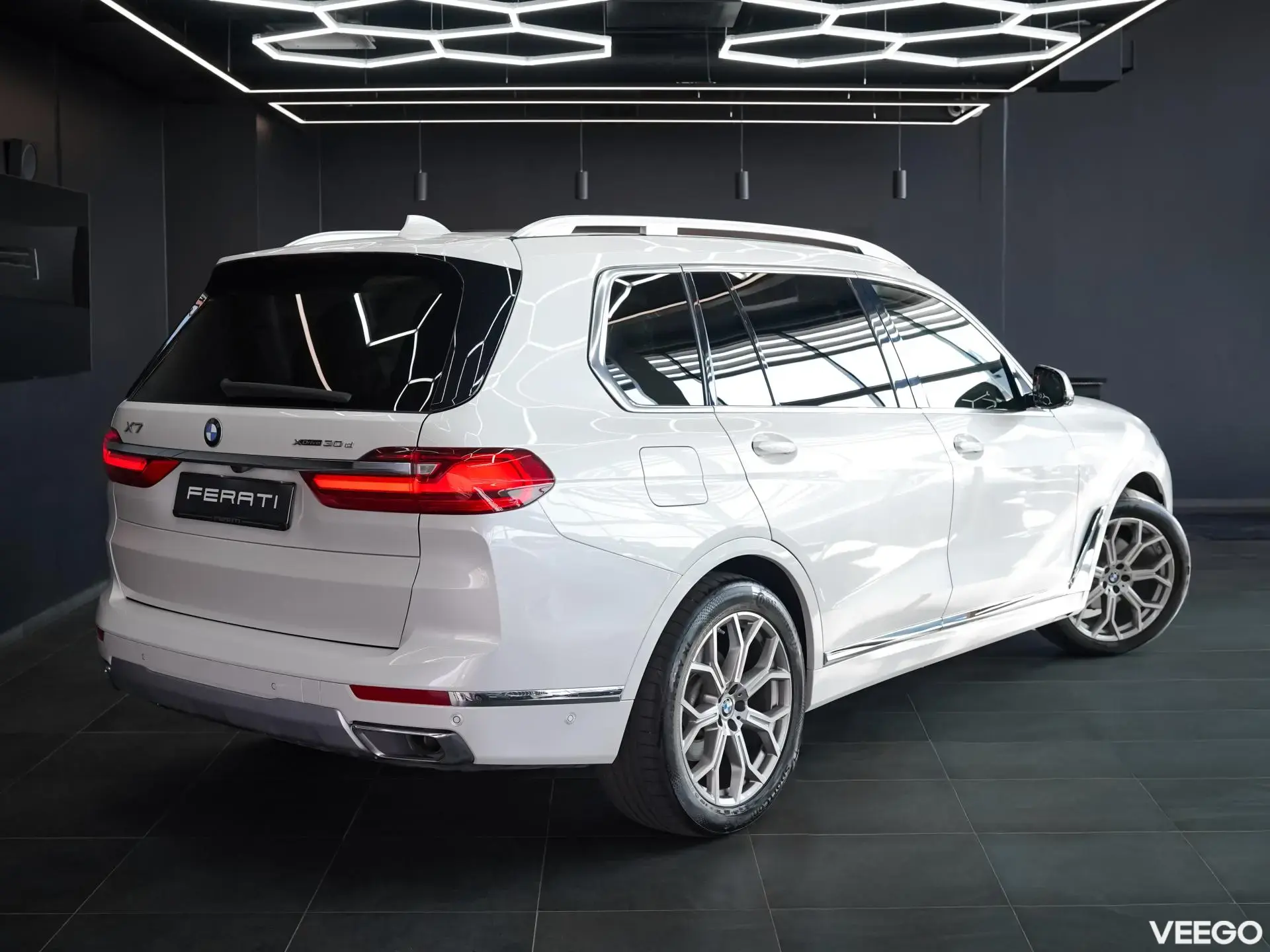 BMW X7 3.0 195kW