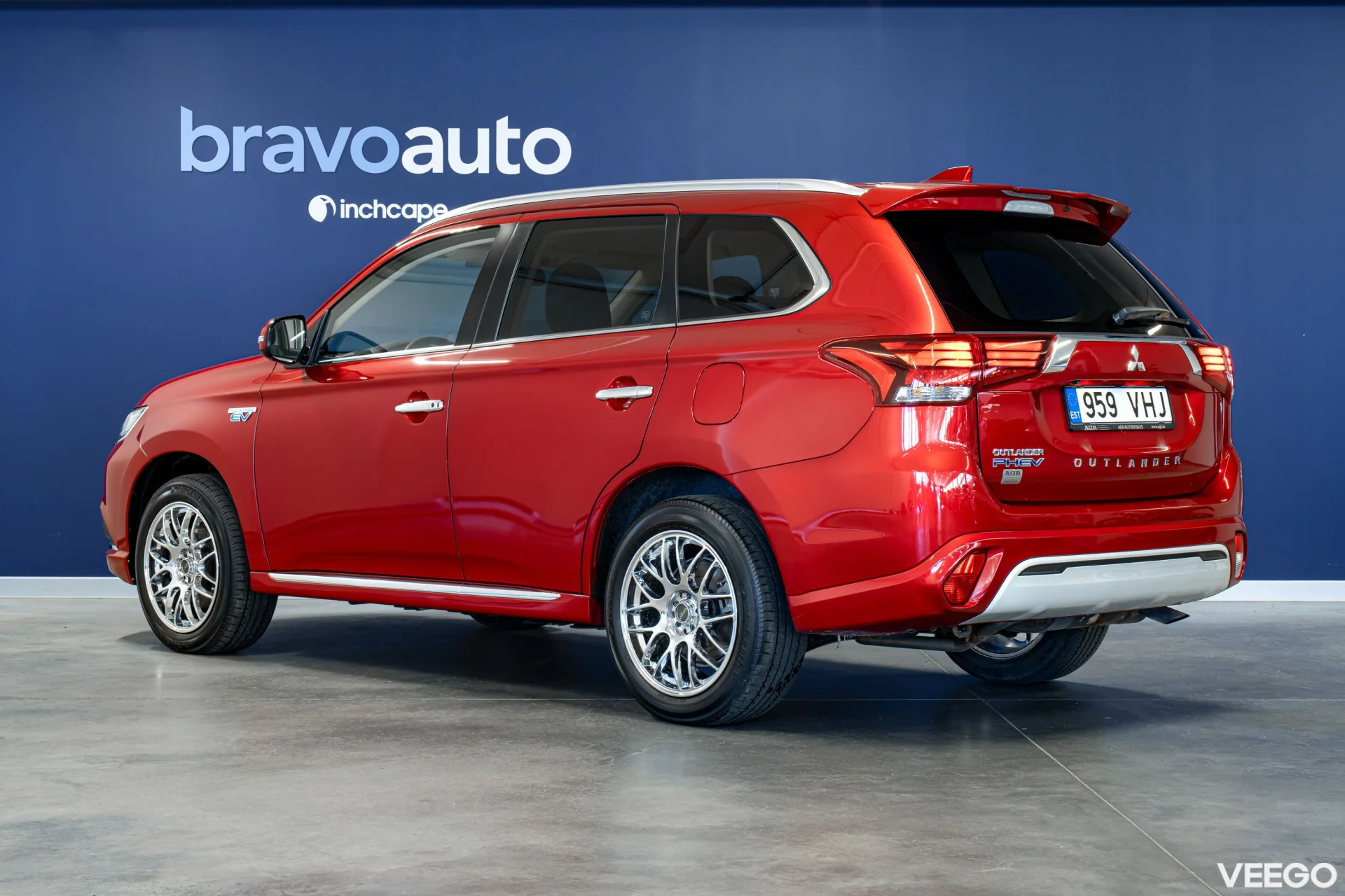 Mitsubishi Outlander Pistikhübriid (bensiin / elekter) 99kW