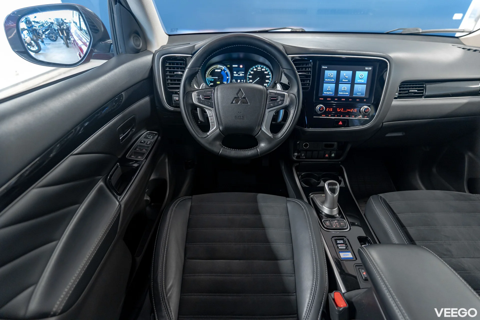 Mitsubishi Outlander Pistikhübriid (bensiin / elekter) 99kW